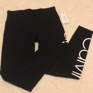 NWT Calvin Klein leggings black medium